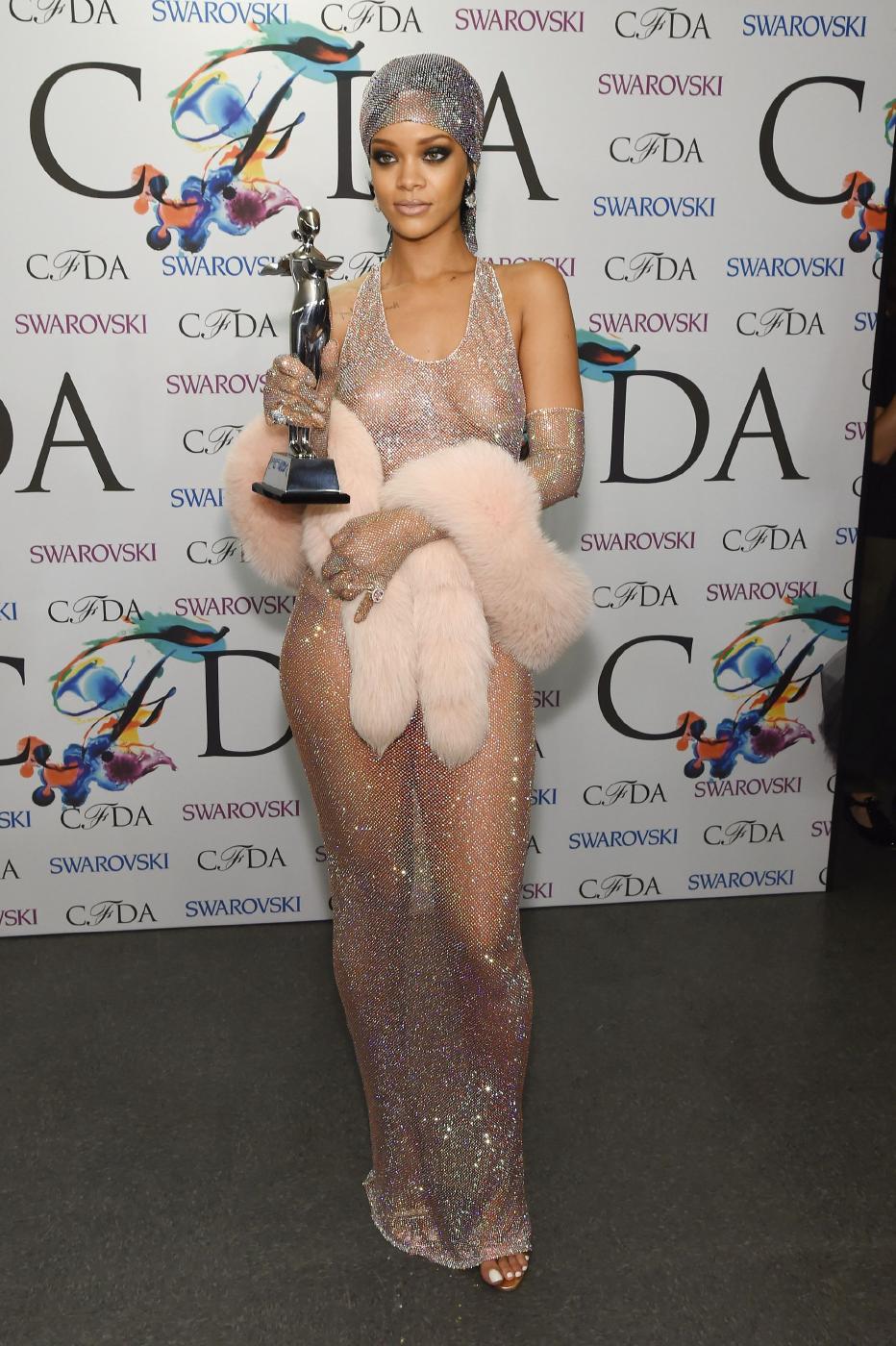 Rihanna Nude Sheer Sequin Dress Big Tits Leaked