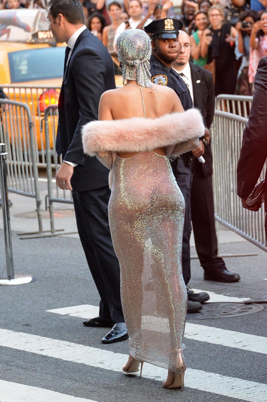 Rihanna Nude Sheer Sequin Dress Big Tits Leaked