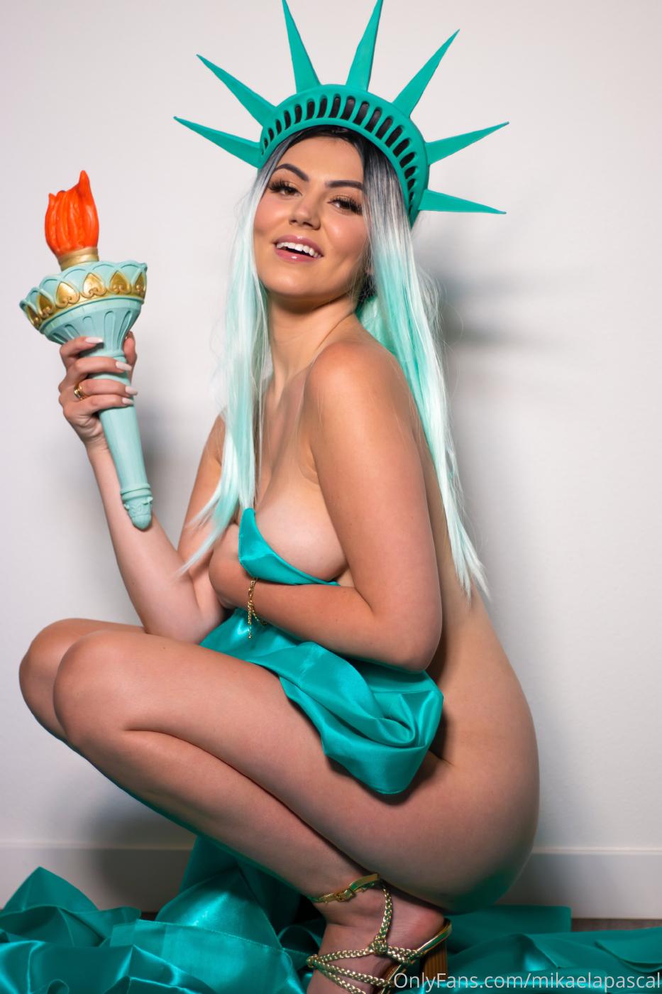 Mikaela Pascal July Costume Cosplay Leaked