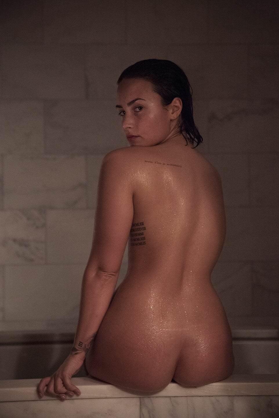 Demi Lovato Magazine Photoshoot Nudes Leaked