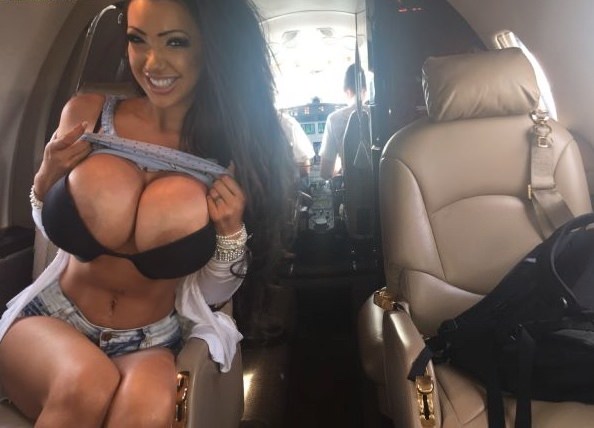 Chloe Khan Nude & Sex Tape Leaked!