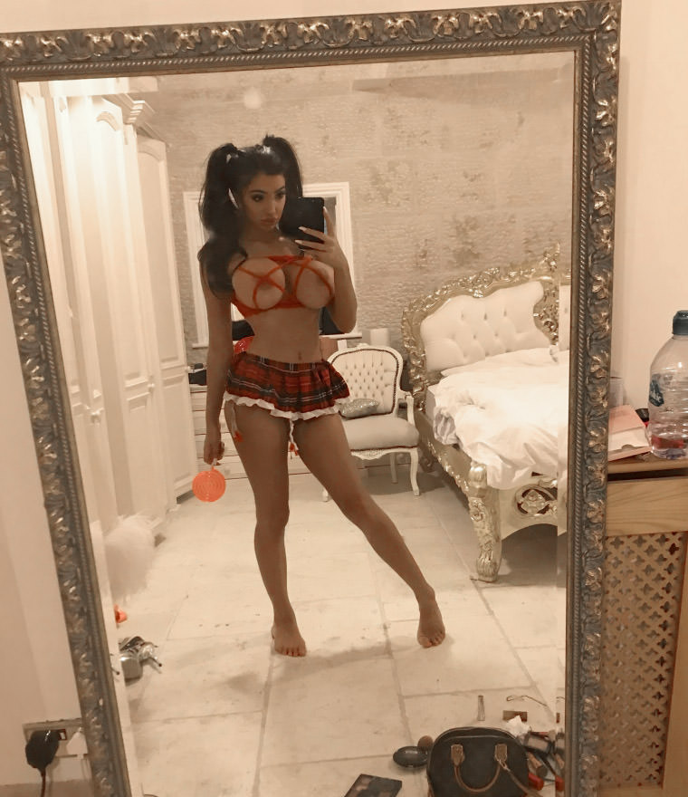 Chloe Khan Nude & Sex Tape Leaked!