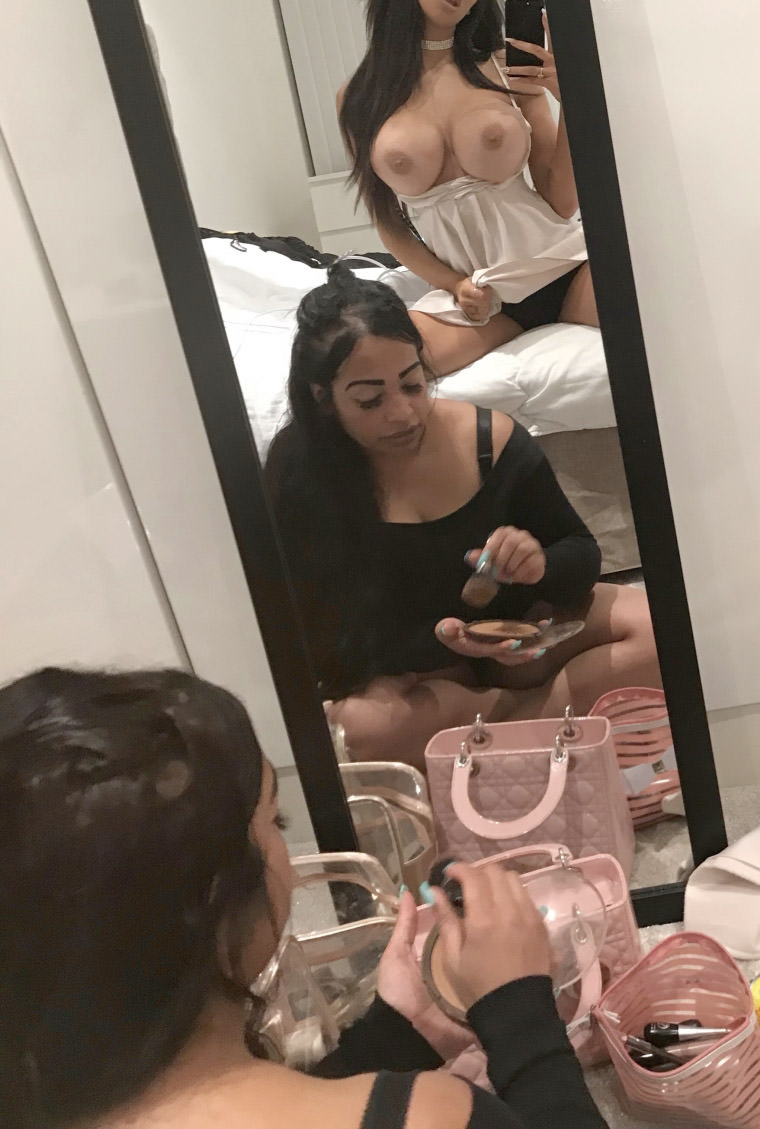 Chloe Khan Nude & Sex Tape Leaked!