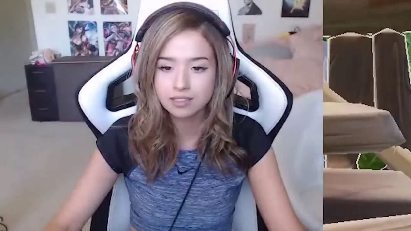 Pokimane Nude Twitch Streamer Leaked!