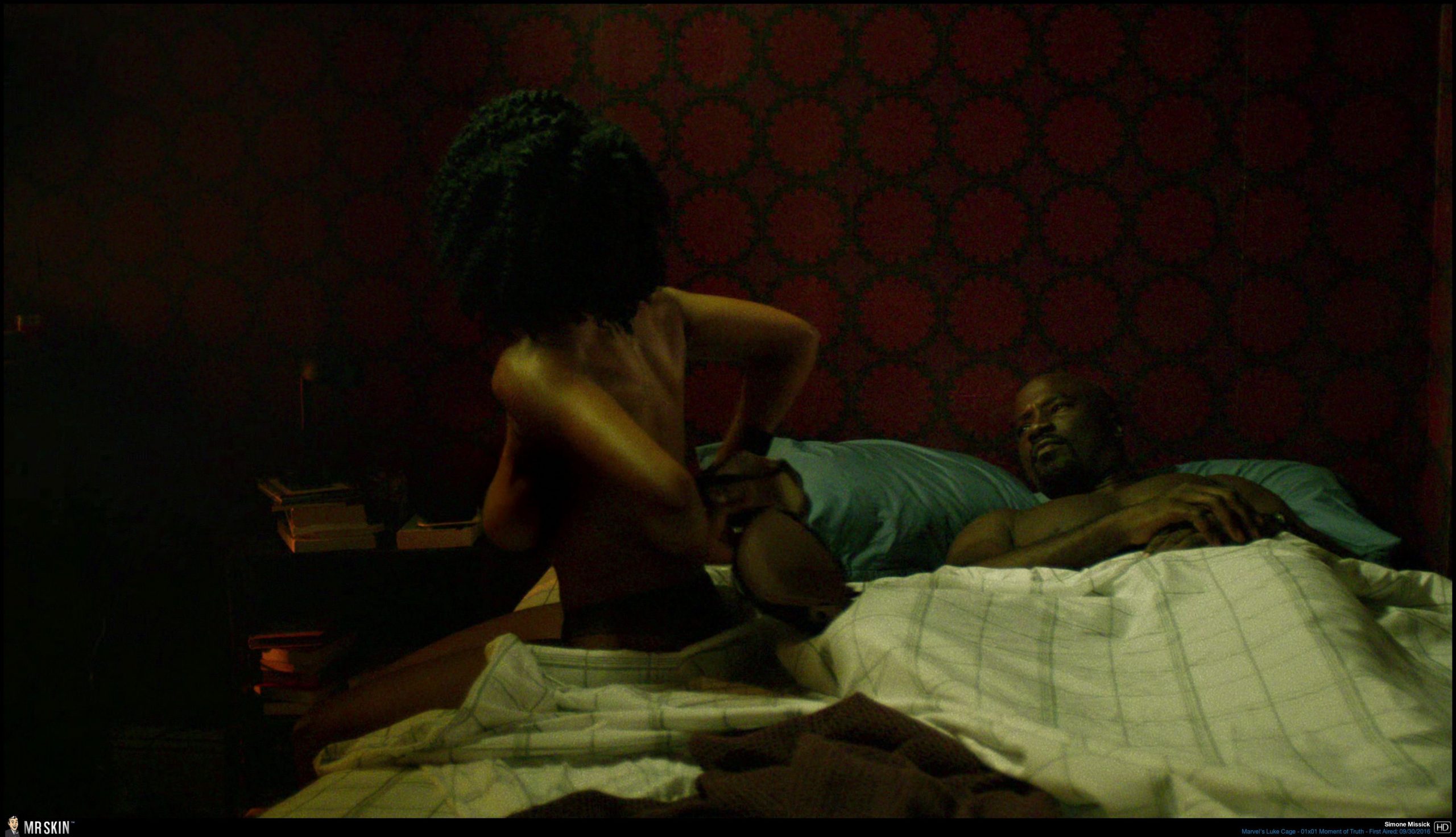 Simone Missick Nude & Sex Tape Video Leaked!