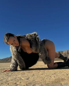 Rachel Cook Naked Desert Modeling Photoshoot Set Leaked