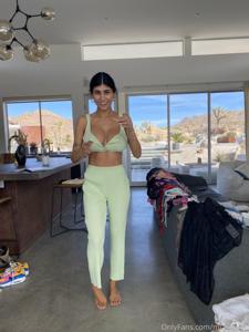 Mia Khalifa Try On Haul Lingerie Onlyfans Set Leaked